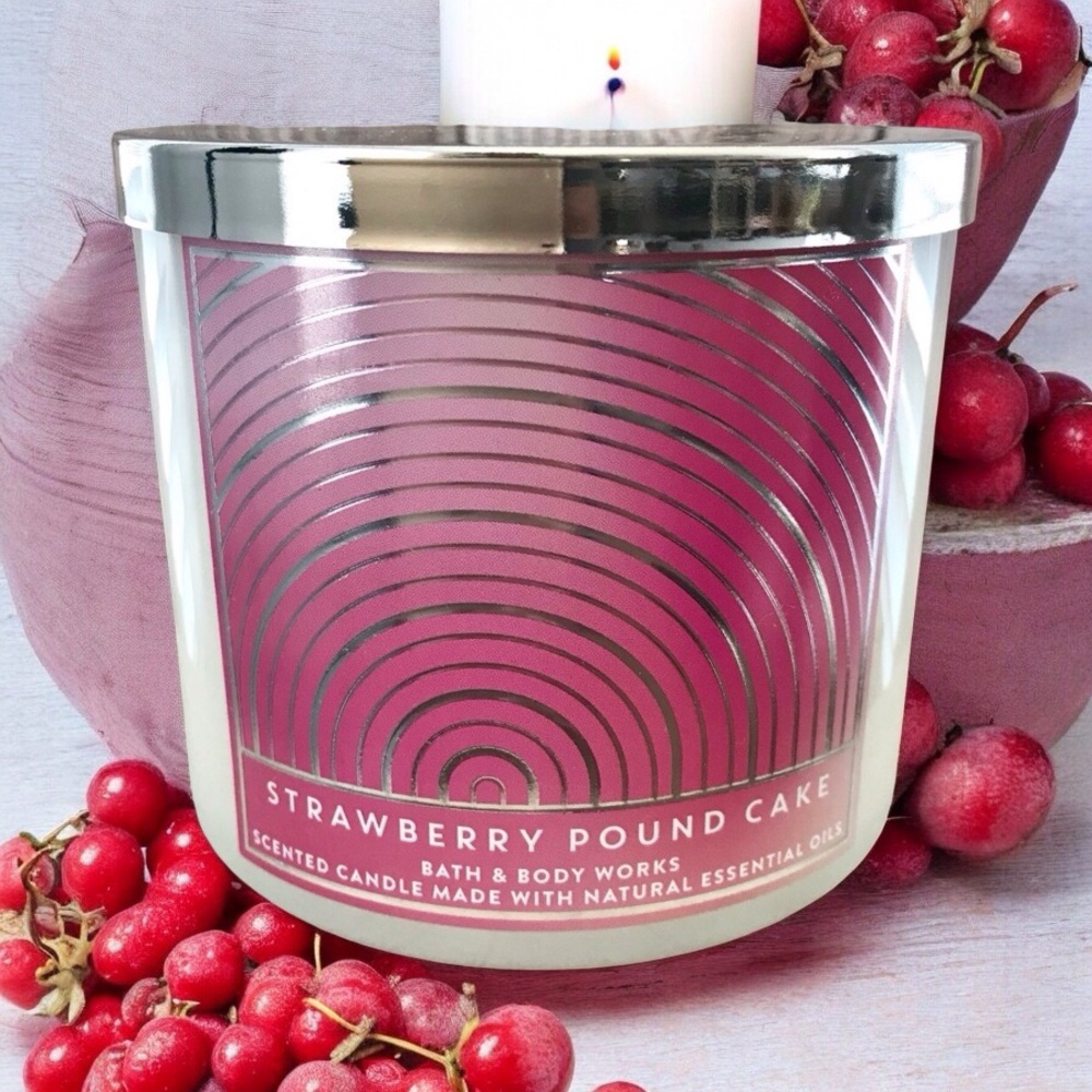 🆕40+ Hrs Strawberry Pound Cake 3 Wick Candle